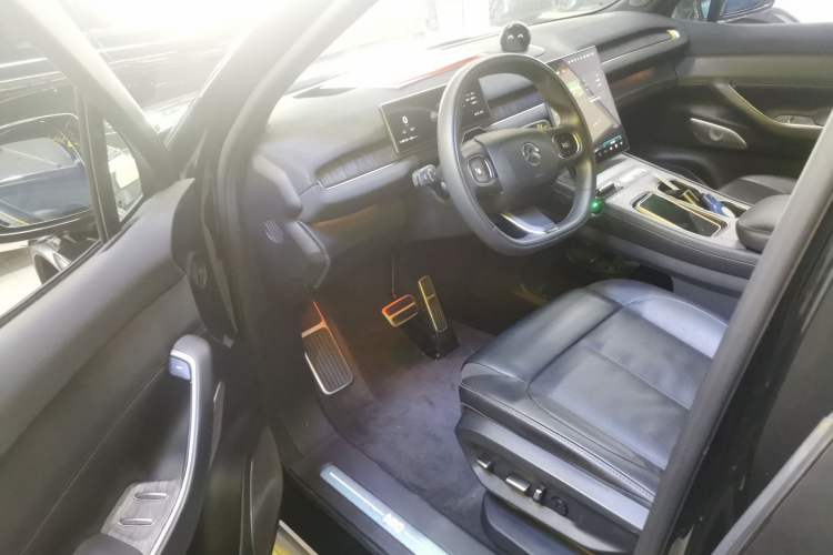 Used Nio ES7 2022 75 kWh Driver Seat