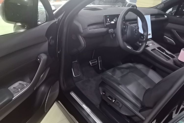 Used Nio ES7 2022 75 kWh Driver Seat