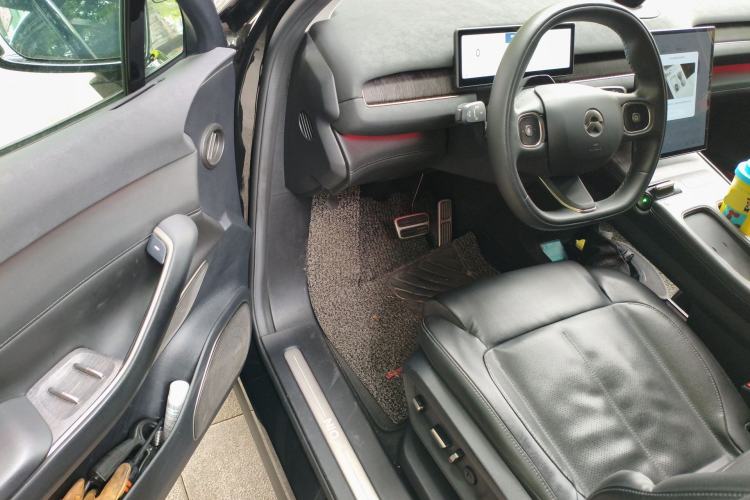 Used Nio ES7 2022 75 kWh Driver Seat