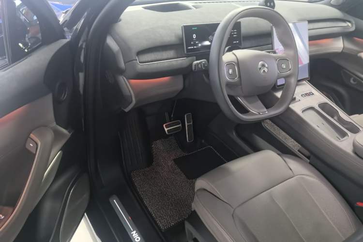 Used Nio ES7 2022 75 kWh Driver Seat