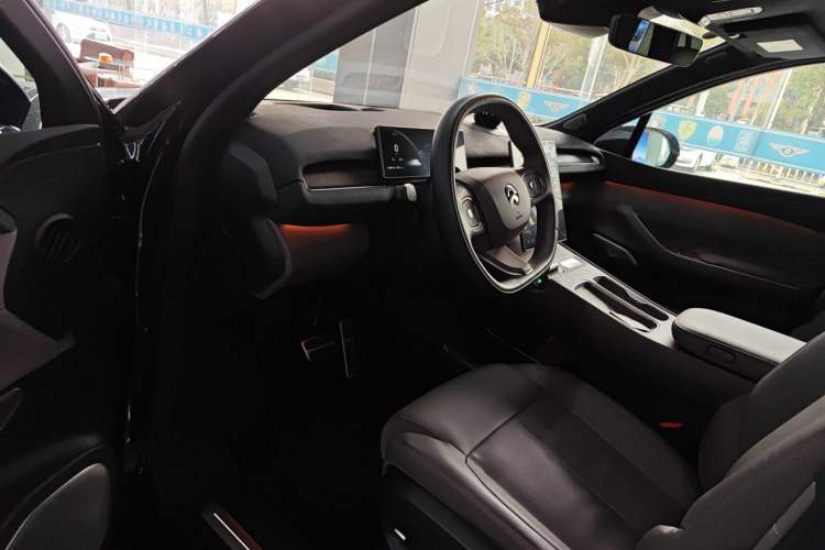Used Nio ES7 2022 75 kWh Driver Seat
