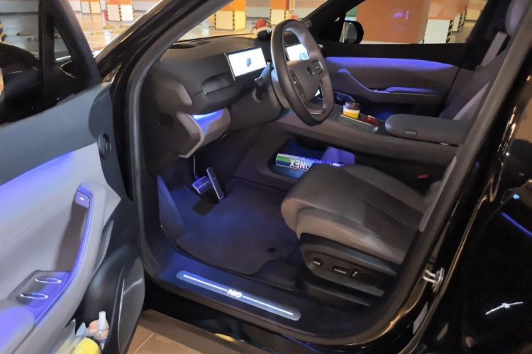 Used Nio ES7 2022 75 kWh Driver Seat