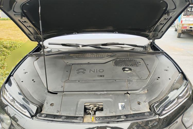 Used Nio ES7 2022 75 kWh Engine Bay