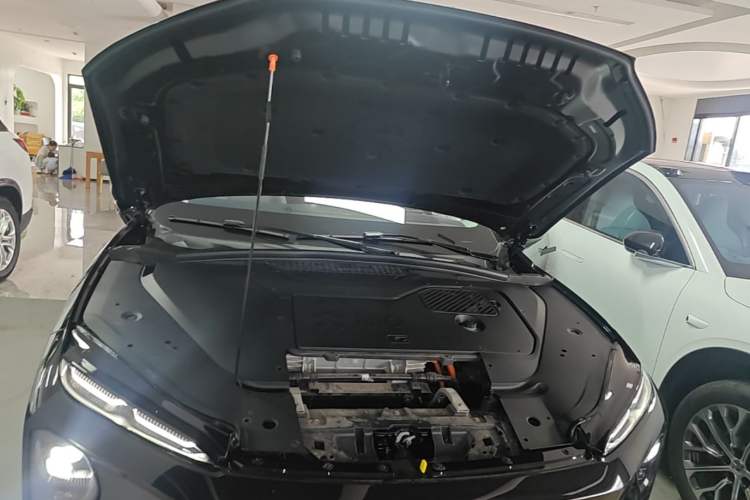 Used Nio ES7 2022 100 kWh Engine Bay
