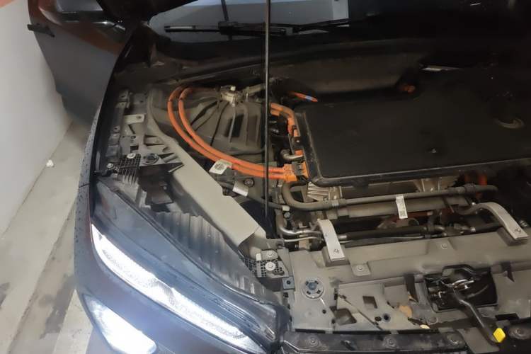 Used Nio ES7 2022 100kWh First Edition Engine Bay Right