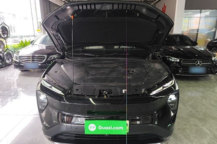 Used Nio ES7 2022 75 kWh Engine Bay