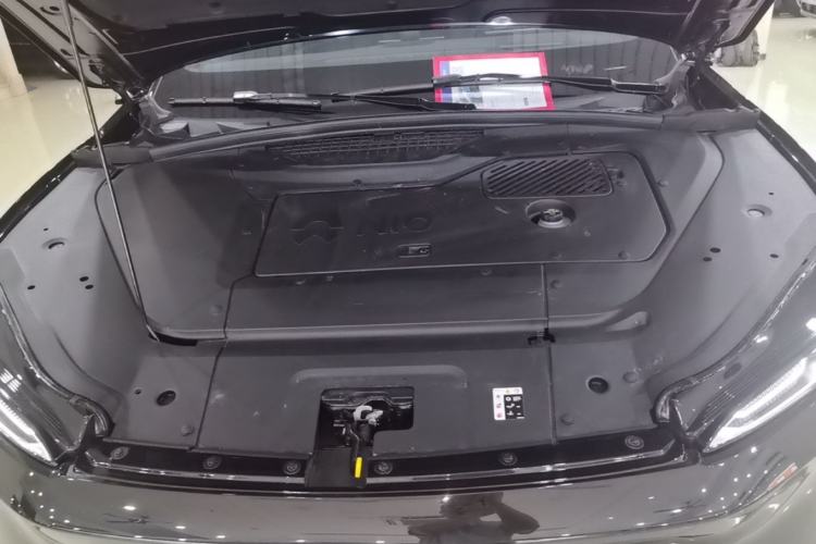 Used Nio ES7 2022 75 kWh Engine Bay