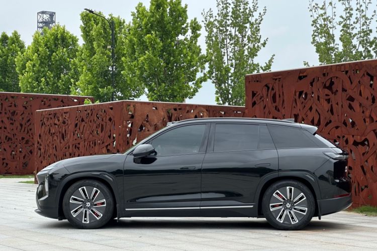 Used Nio ES7 2022 75 kWh Exterior 2
