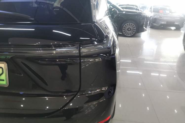 Used Nio ES7 2022 75 kWh Exterior 3