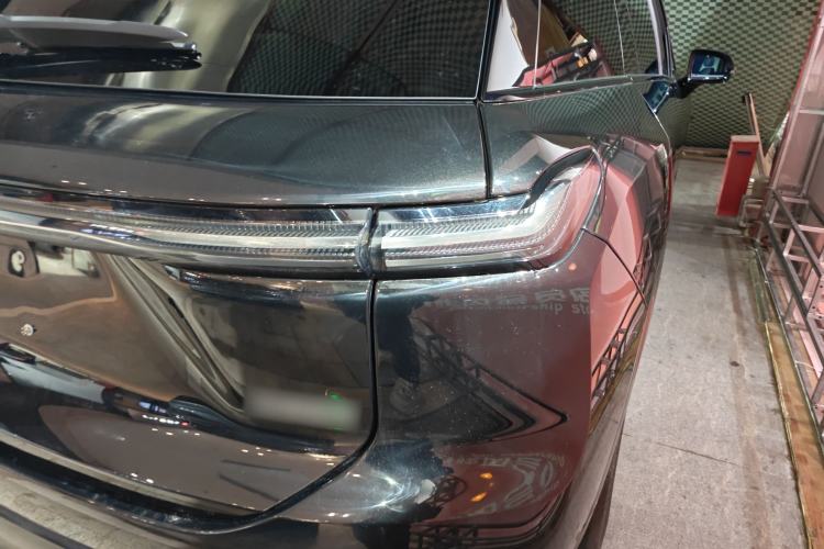 Used Nio ES7 2022 75 kWh Exterior 3
