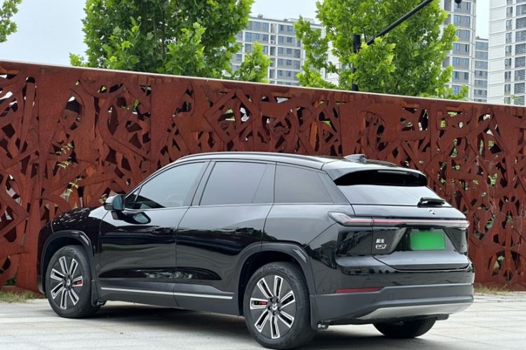 Used Nio ES7 2022 75 kWh Exterior 4