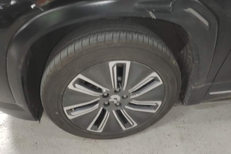 Used Nio ES7 2022 75 kWh Exterior 4