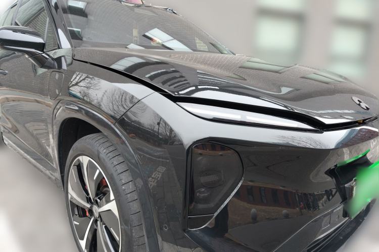 Used Nio ES7 2022 100kWh First Edition Front Right 45 Deg
