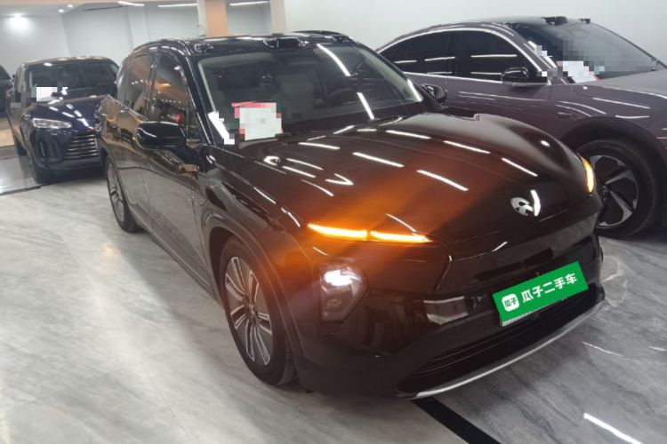 Used Nio ES7 2022 75 kWh Front Right 45 Deg
