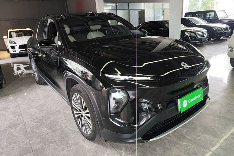 Used Nio ES7 2022 75 kWh Front Right 45 Deg