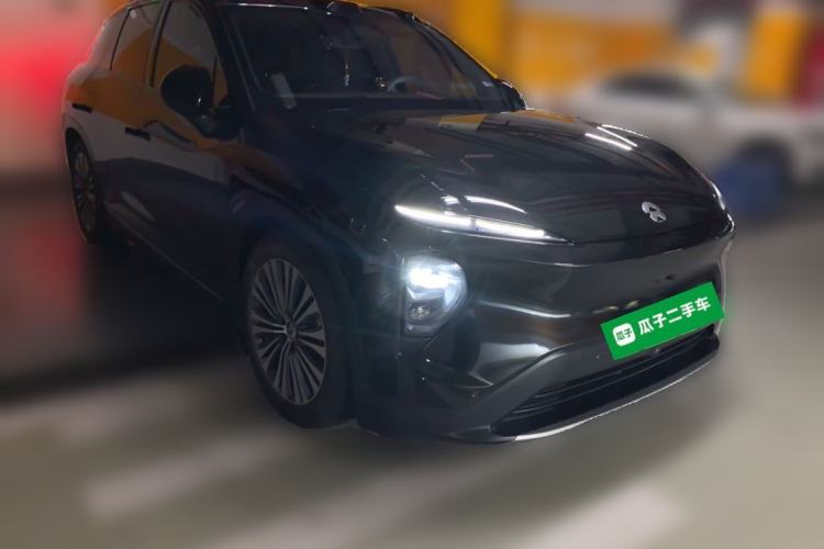 Used Nio ES7 2022 100 kWh Front Right 45 Deg