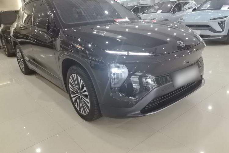 Used Nio ES7 2022 75 kWh Front Right 45 Deg