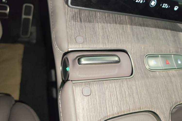 Used Nio ES7 2022 100kWh First Edition Gear Lever