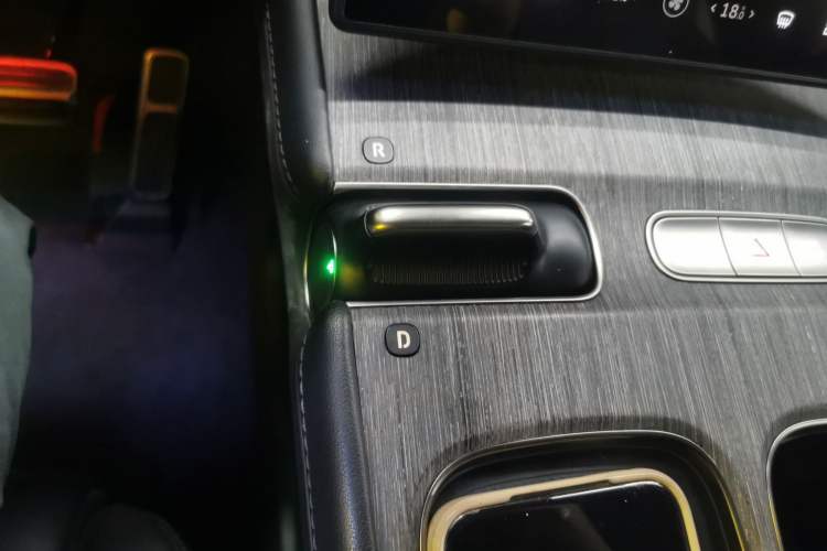 Used Nio ES7 2022 75 kWh Gear Lever
