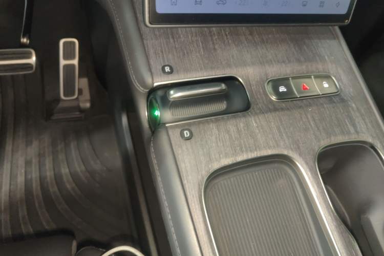 Used Nio ES7 2022 100kWh First Edition Gear Lever
