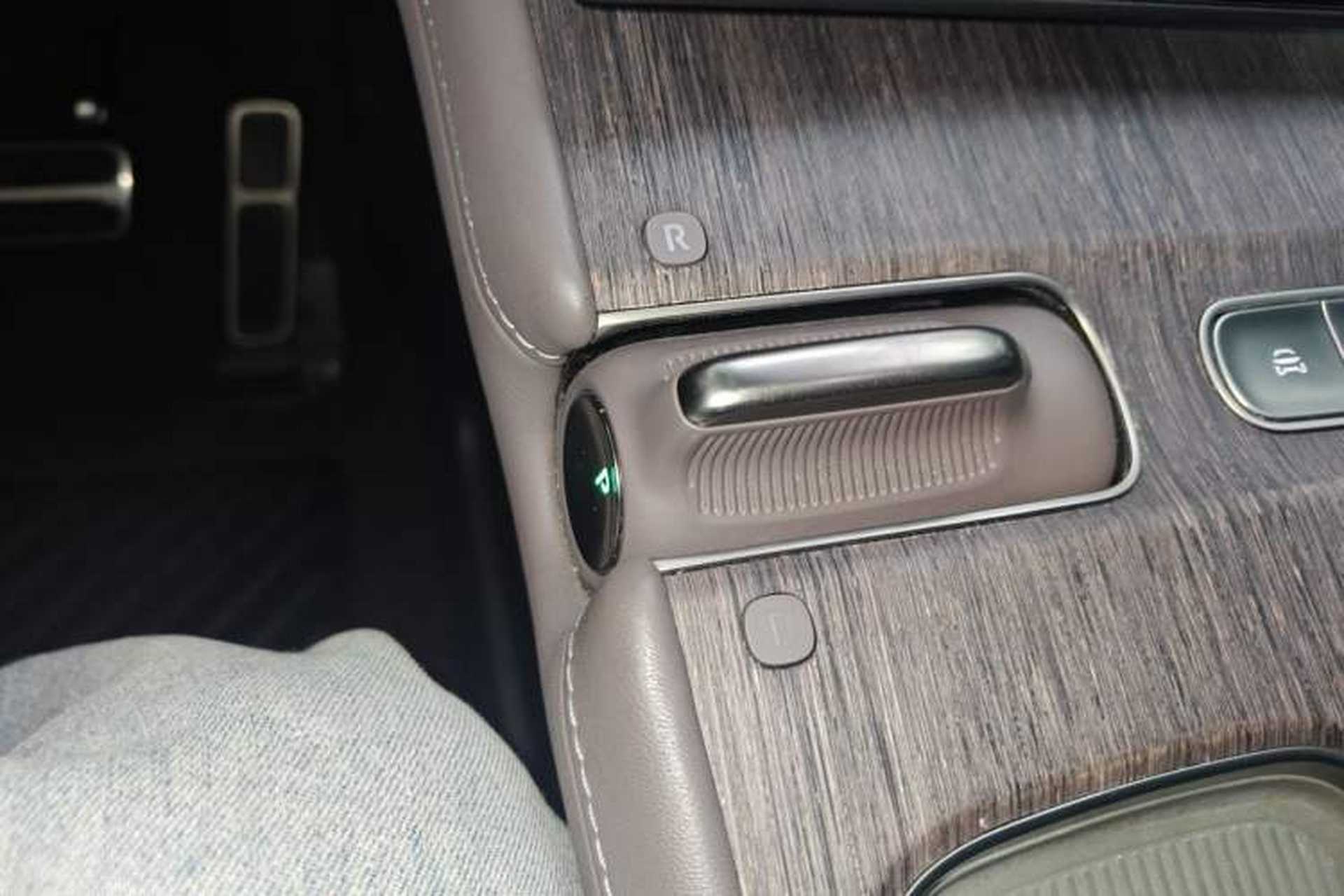Used Nio ES7 2022 100kWh First Edition Gear Lever