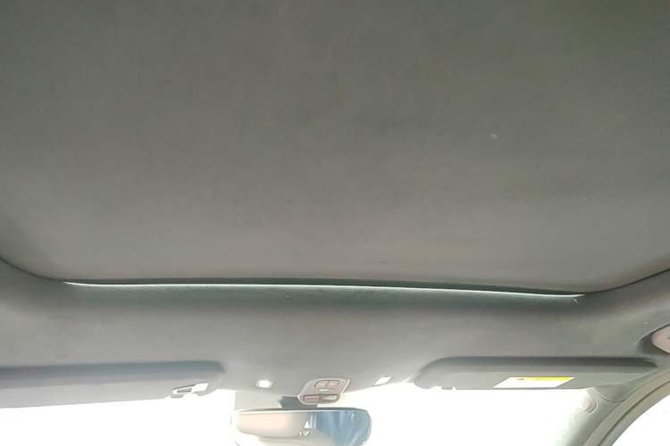 Used Nio ES7 2022 75 kWh Headliner