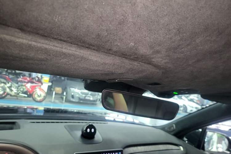 Used Nio ES7 2022 100kWh First Edition Headliner