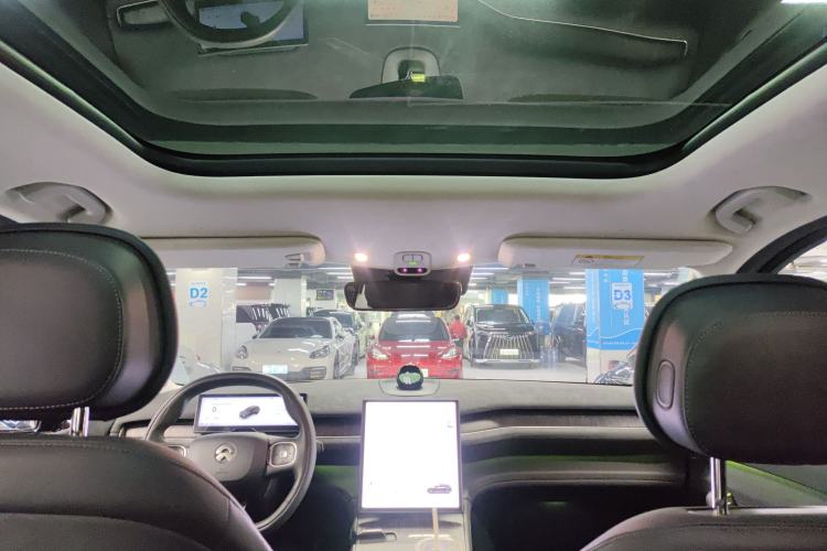 Used Nio ES7 2022 75 kWh Headliner