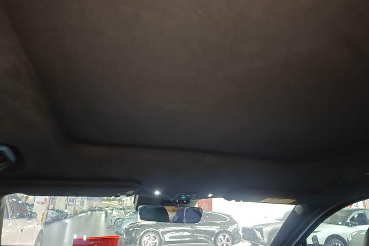 Used Nio ES7 2022 100 kWh Headliner