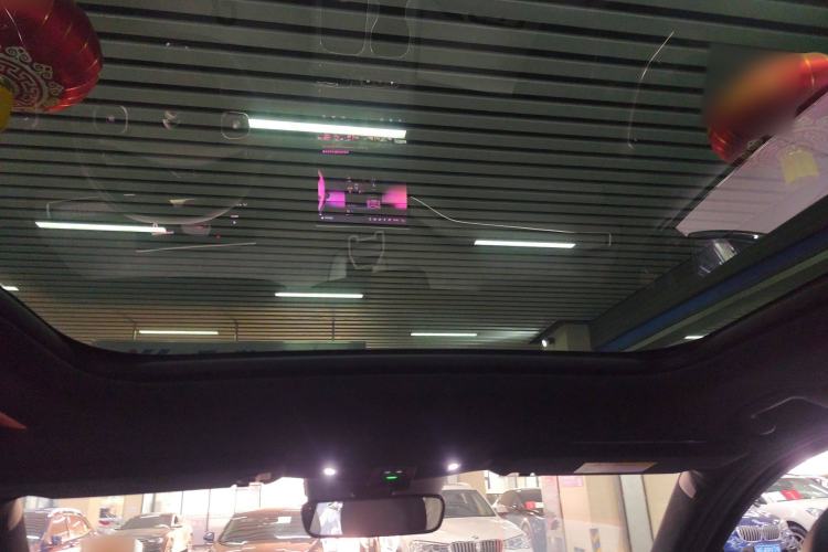 Used Nio ES7 2022 75 kWh Headliner