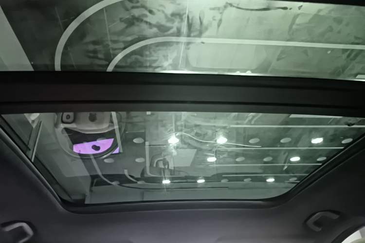 Used Nio ES7 2022 75 kWh Headliner