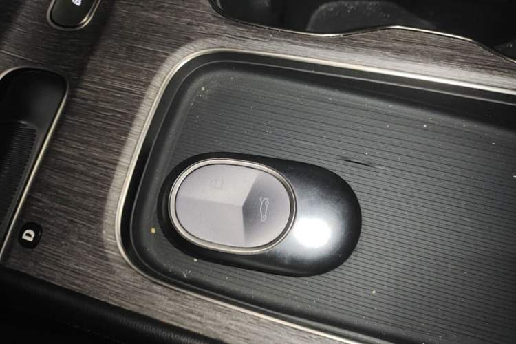 Used Nio ES7 2022 75 kWh Interior 1