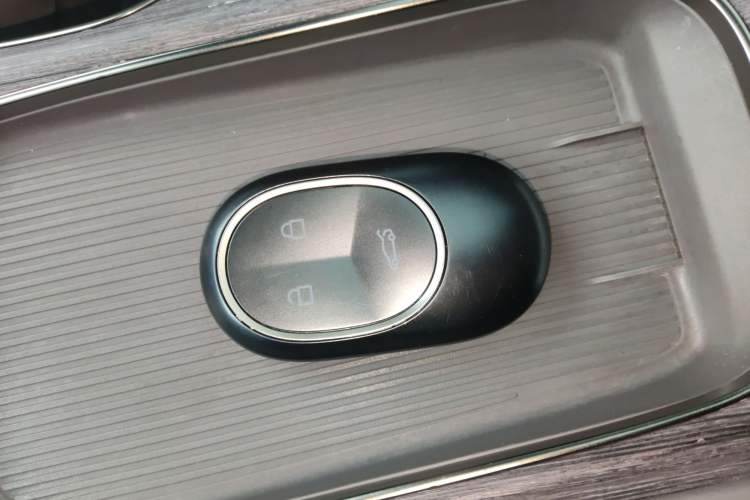 Used Nio ES7 2022 75 kWh Interior 1