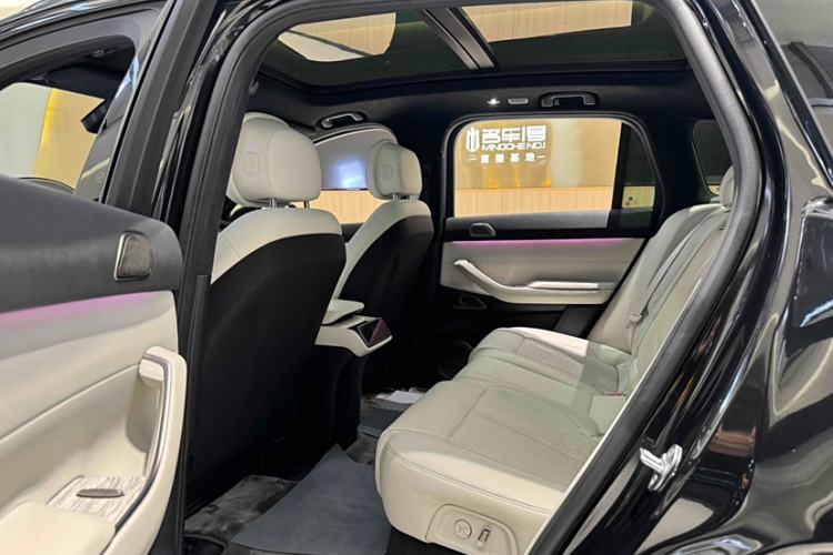 Used Nio ES7 2022 75 kWh Interior 2