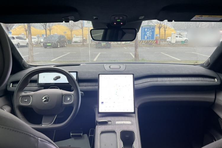 Used Nio ES7 2022 75 kWh Interior 2