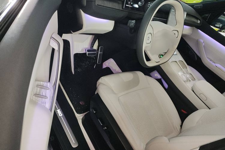 Used Nio ES7 2022 75 kWh Interior 3