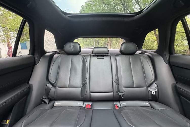 Used Nio ES7 2022 75 kWh Interior 3
