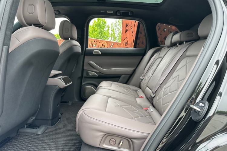 Used Nio ES7 2022 75 kWh Interior 5