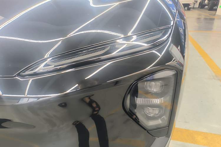 Used Nio ES7 2022 75 kWh Left Front Headlight