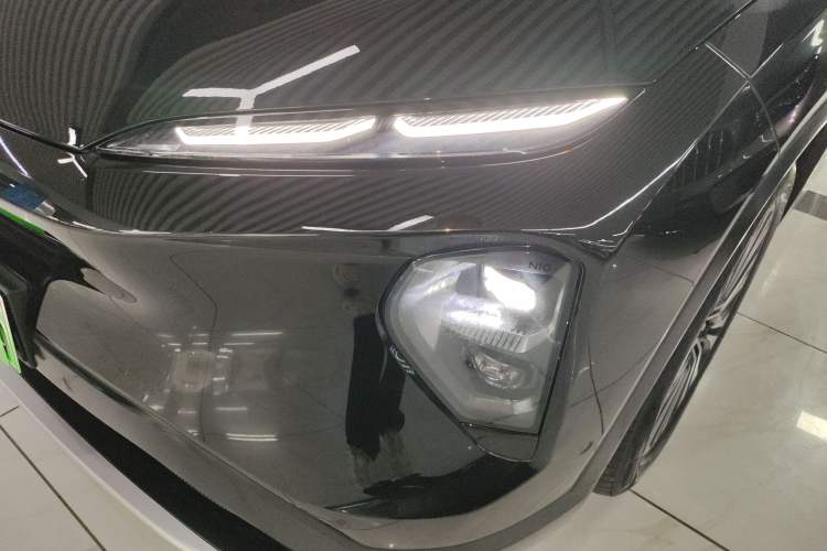 Used Nio ES7 2022 75 kWh Left Front Headlight