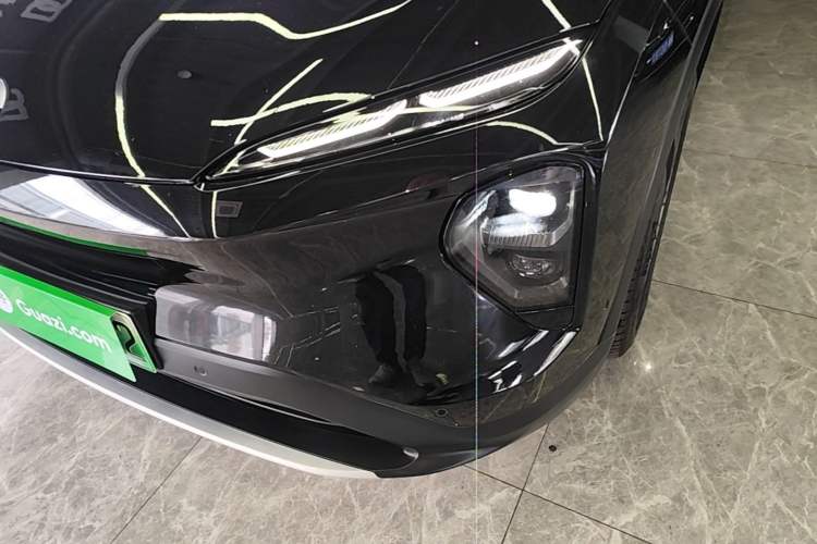 Used Nio ES7 2022 75 kWh Left Front Headlight