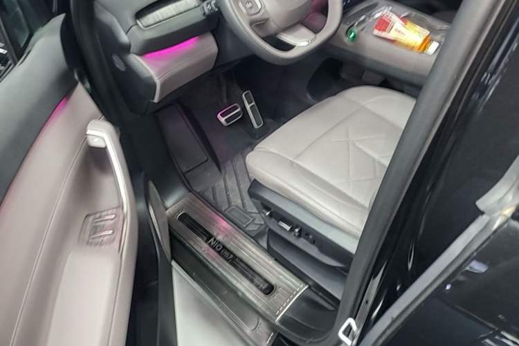 Used Nio ES7 2022 100kWh First Edition Left Front Seat
