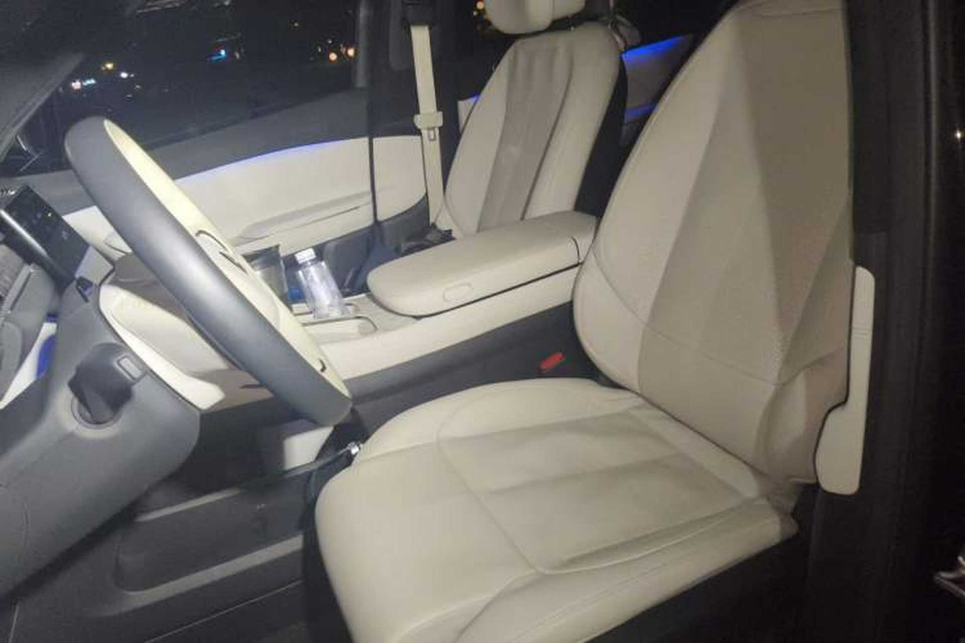 Used Nio ES7 2022 75 kWh Left Front Seat