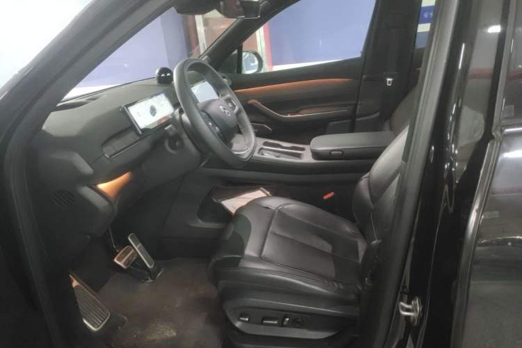 Used Nio ES7 2022 75 kWh Left Front Seat