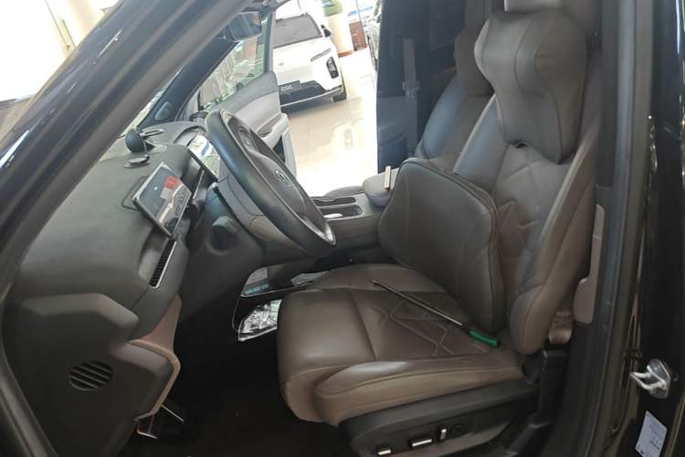 Used Nio ES7 2022 100kWh First Edition Left Front Seat