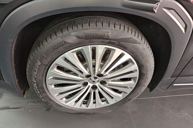 Used Nio ES7 2022 75 kWh Left Front Wheel Hub
