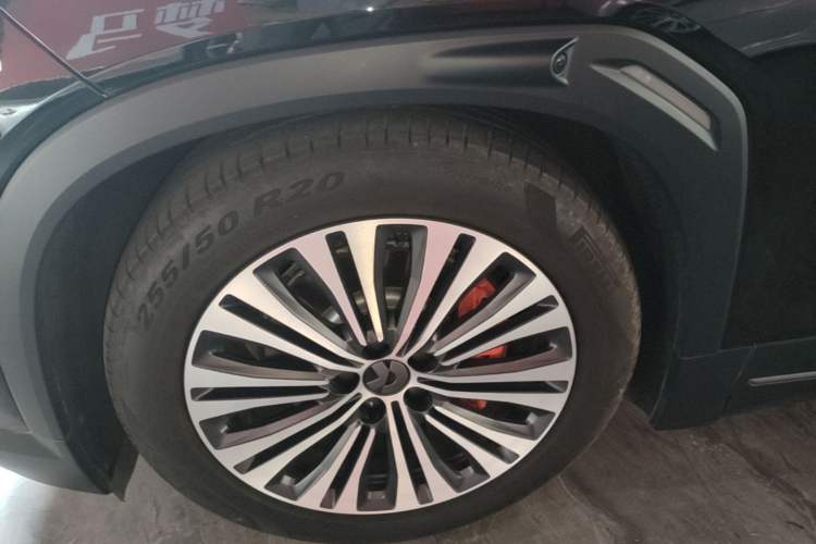 Used Nio ES7 2022 75 kWh Left Front Wheel Hub