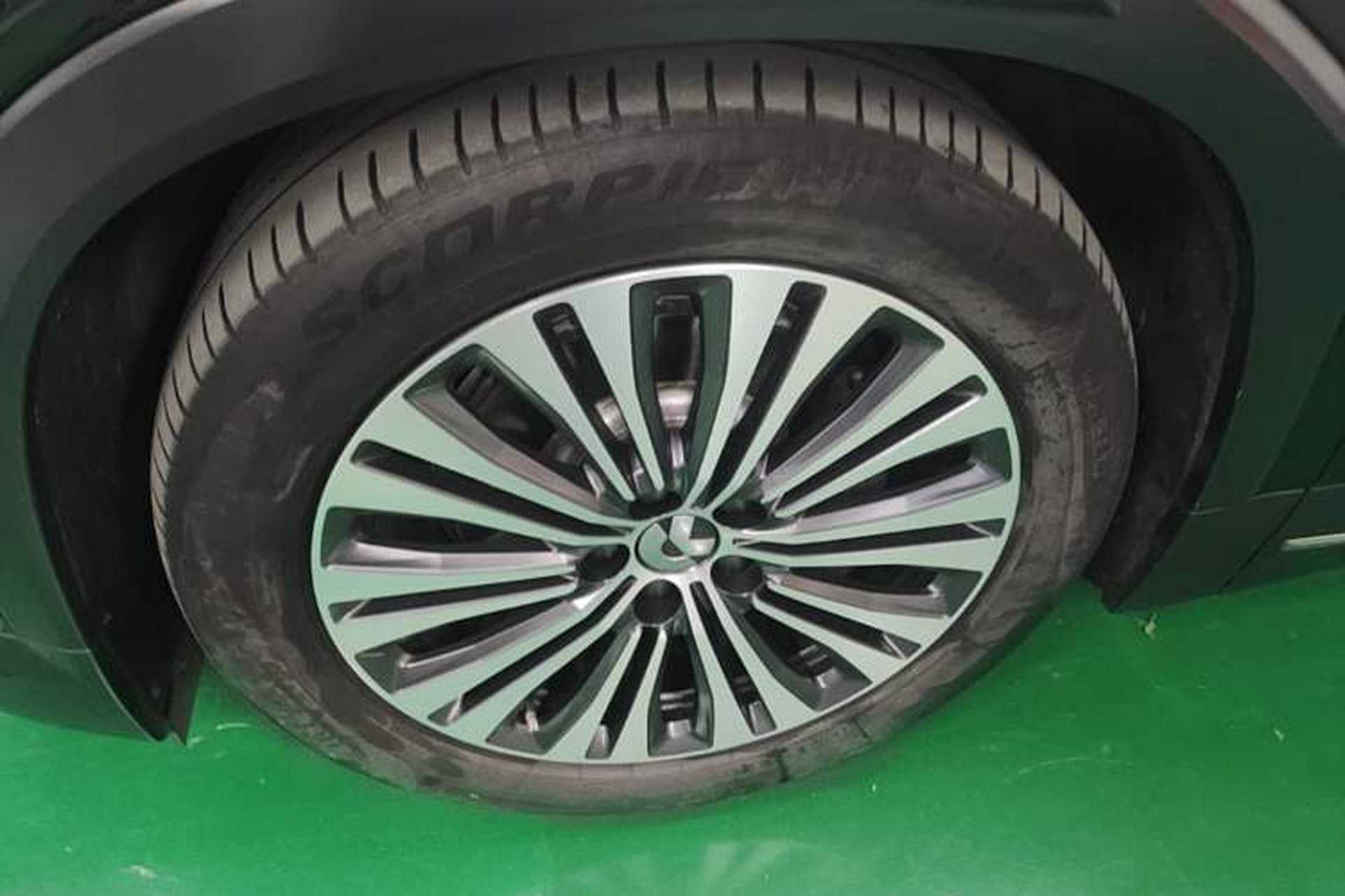 Used Nio ES7 2022 75 kWh Left Front Wheel Hub