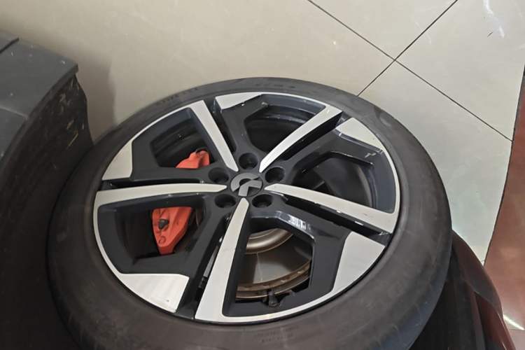 Used Nio ES7 2022 100kWh First Edition Left Front Wheel Hub