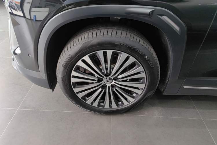 Used Nio ES7 2022 75 kWh Left Front Wheel Hub